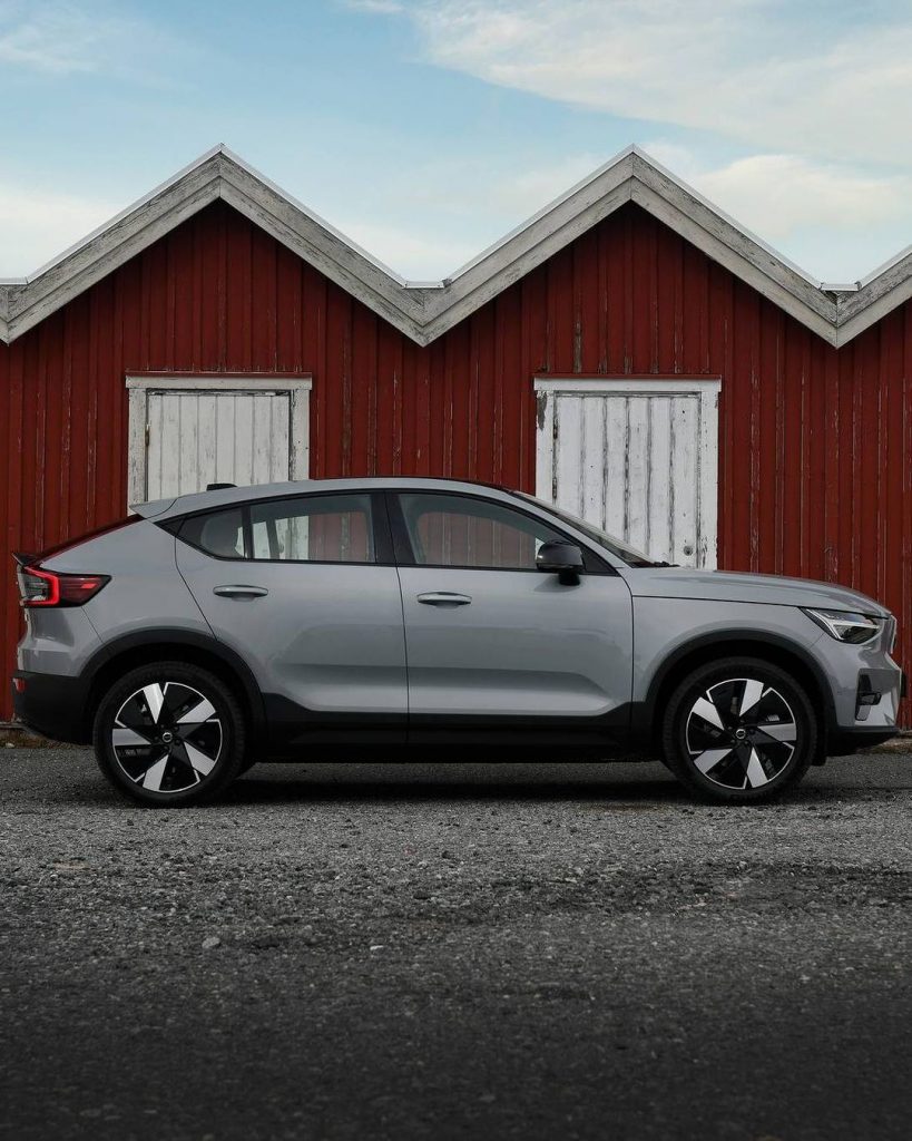 Volvo C40 - Veículo elétrico